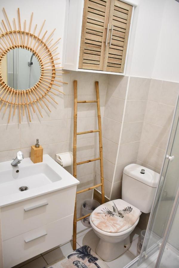 Le Cabanon H24,Atypique,Cosy,Port,Plage,Wifi,Netflix La Seyne-sur-Mer Bagian luar foto